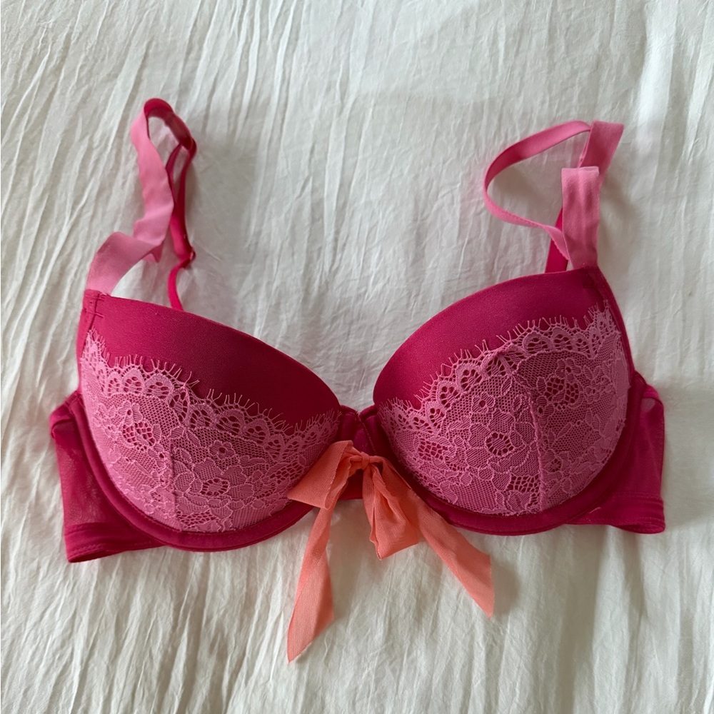 Cosmopolitan Pink Push-Up Bra with Peach Lace